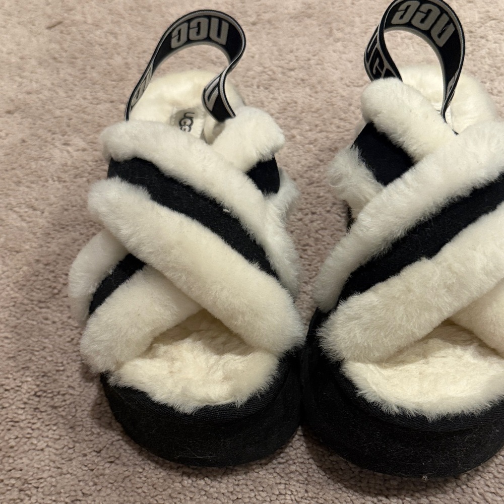 UGG Black and Cream Fuzzy Sandals